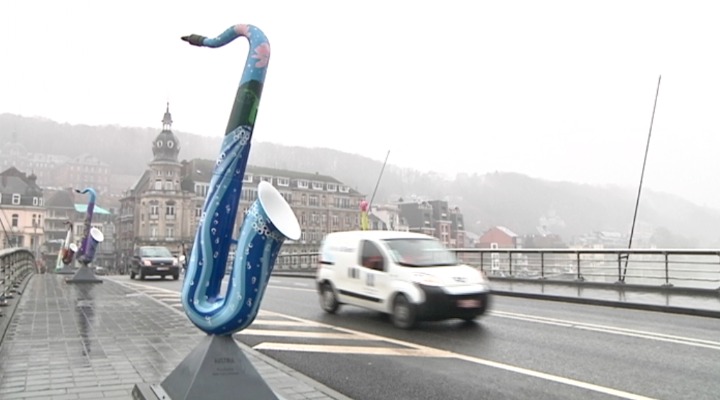 Dinant: où sont passés les saxophones géants? Prêtés à Strasbourg! 